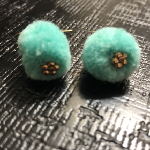 NWOT Gold Tone & Turquoise Pom Earrings! - Picture 3 of 6